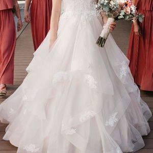 Stella York 6765 Wedding Dress Ivory size 14 Like-New!  No repairs needed!